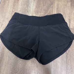 Black Lululemon speed up shorts